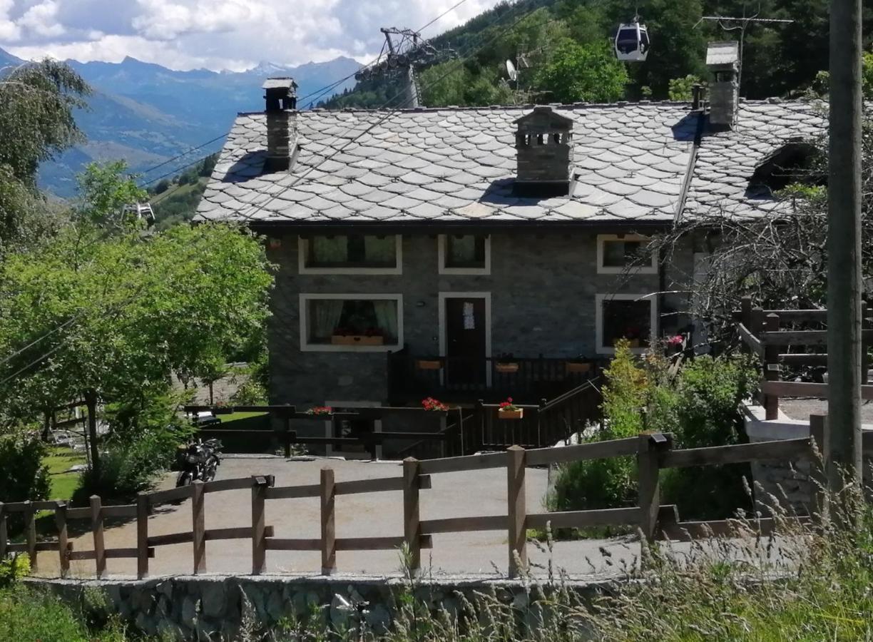 Affittacamere I Picchi Gressan Exterior photo