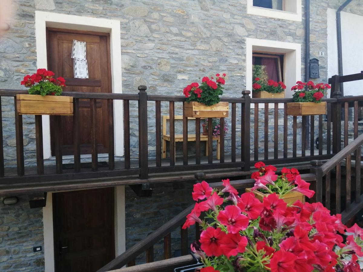 Affittacamere I Picchi Gressan Exterior photo